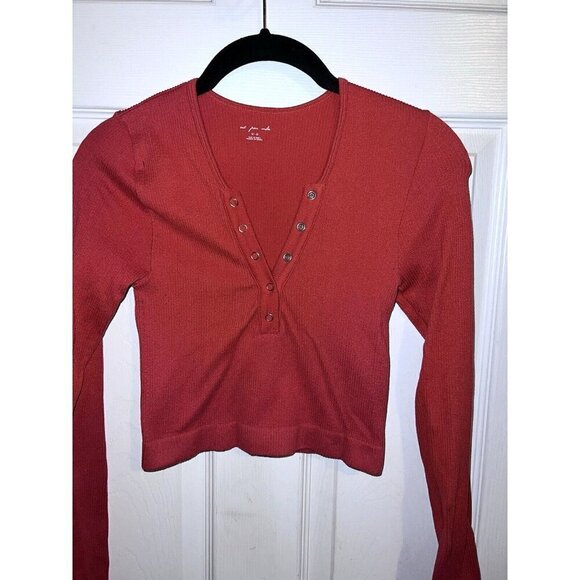 OUT FROM UNDER Coral Ribbed Snap Button Henley Long Sleeve Women’s Sz M - Picture 2 of 9